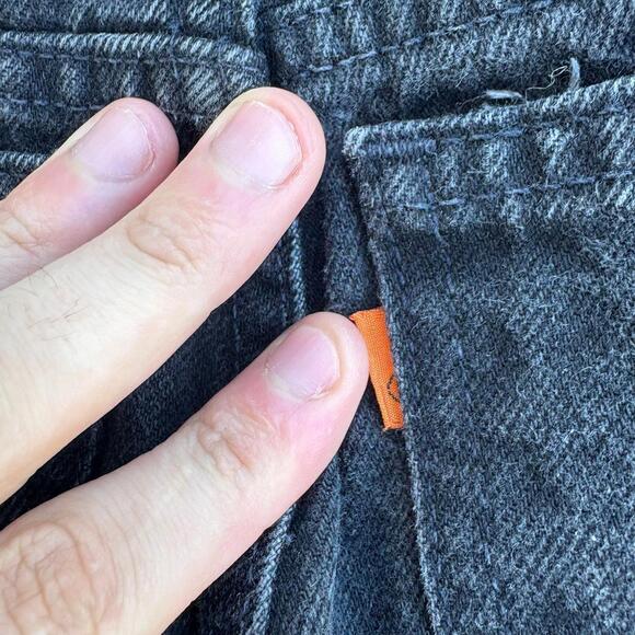 Vintage 90s Black Levi’s Orange tab jeans - Picture 3 of 9
